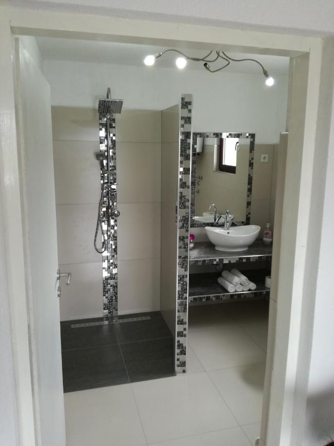 Apartmani Natura Sanski Most Exterior foto